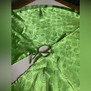 Christmas Tree Skirt Green Gold Circles Green Shiny 4 foot Diameter Retro